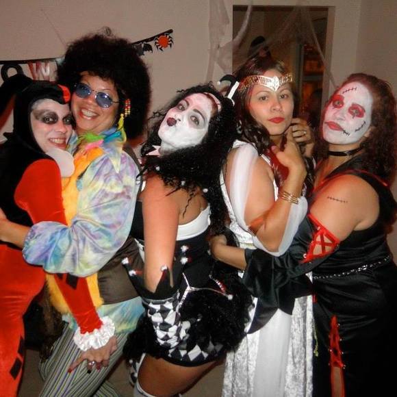 Meet your Posher, Yolanda - Picture 1 of 1